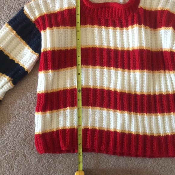 WOMANS COLOURFUL SWEATER. - Picture 4 of 5